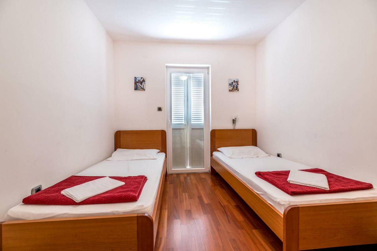 Apartments Tanja Baska  Exterior photo